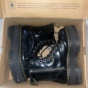 Dr Marten Platform boots